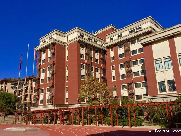 标准录播室方案（普教）：北京人大附中西山学校应用案例